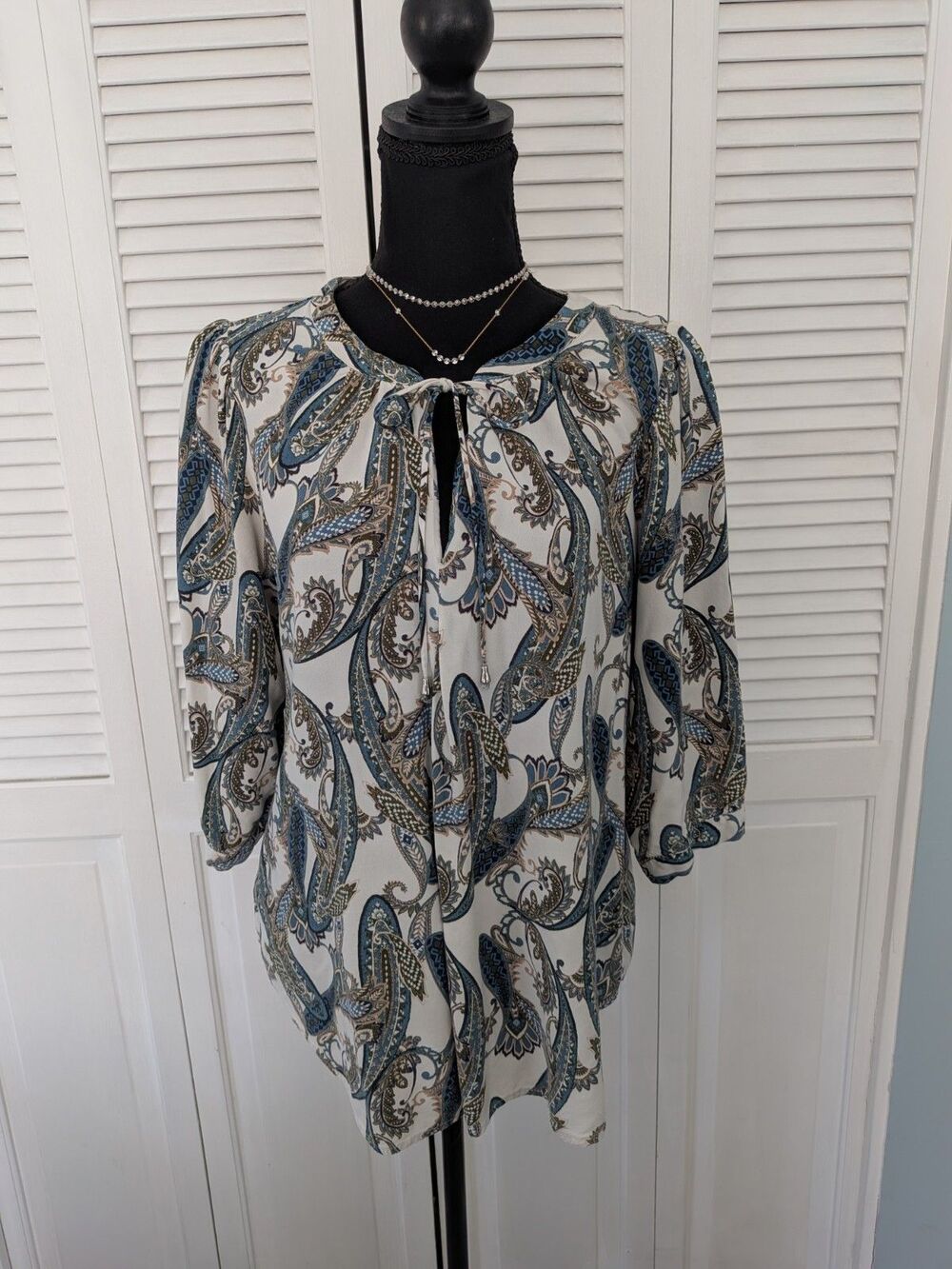 Rose + Olive Top Women's XL White Blue Paisley Blouse Peasant Boho Soft Cottage